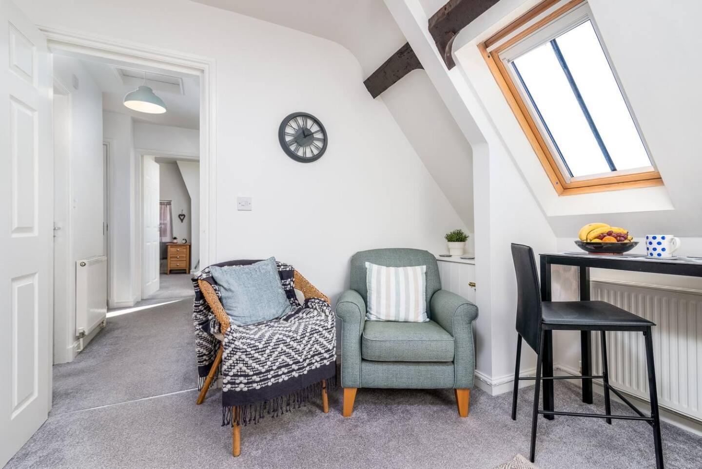The Look Out Characterful Apartment 휫비 외부 사진